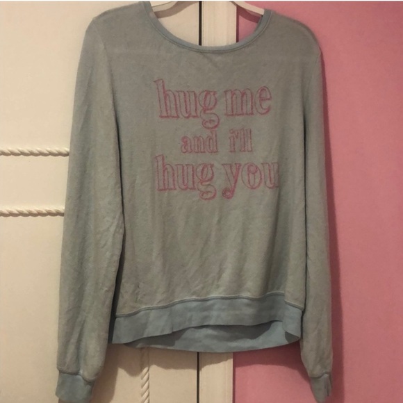 Wildfox Super Cozy “Hug me & Ill hug you” Baby Blue Sweatshirt- L - Picture 6 of 9